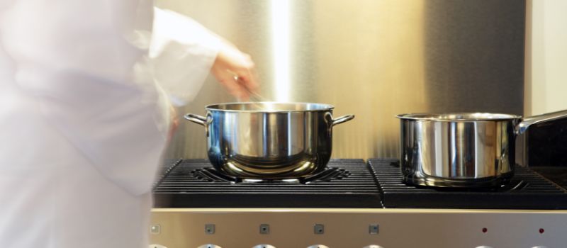 what-stove-do-chefs-use-at-home